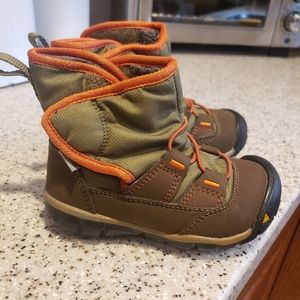 Keen Toddler winter boot